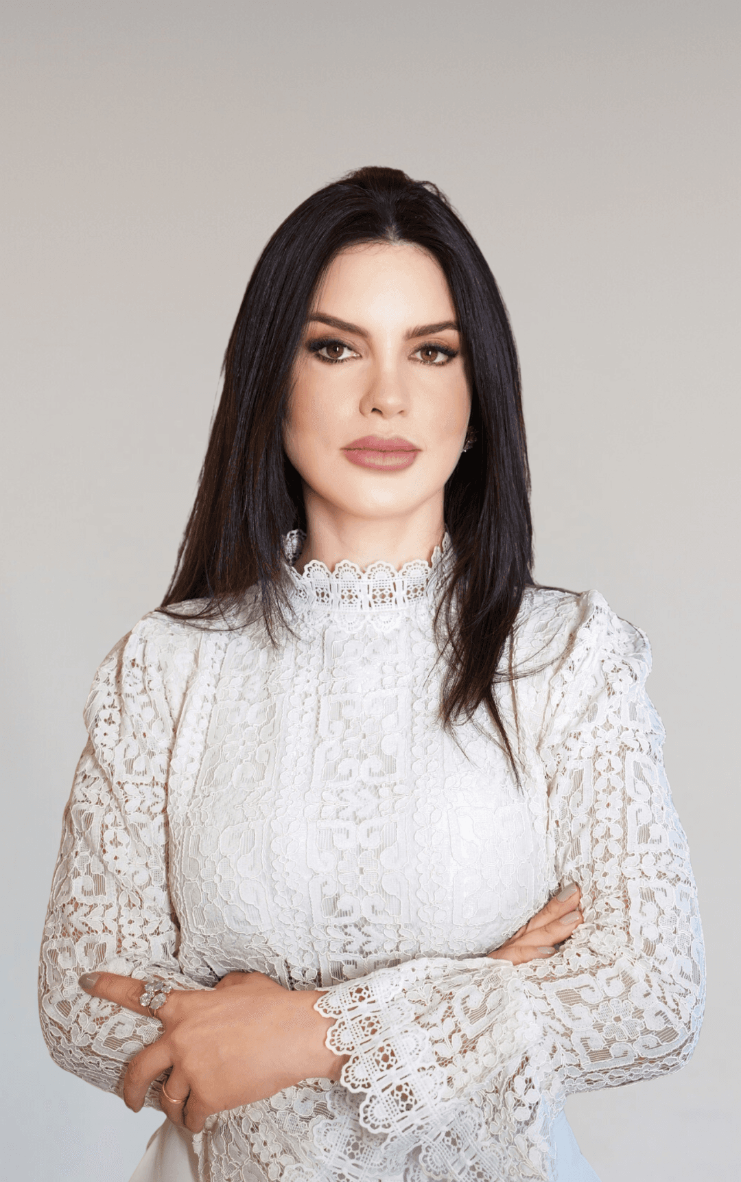 Retrato da Dra. Mariani Corrêa Mendes, especialista em Vascular na GTC Clinic São Paulo