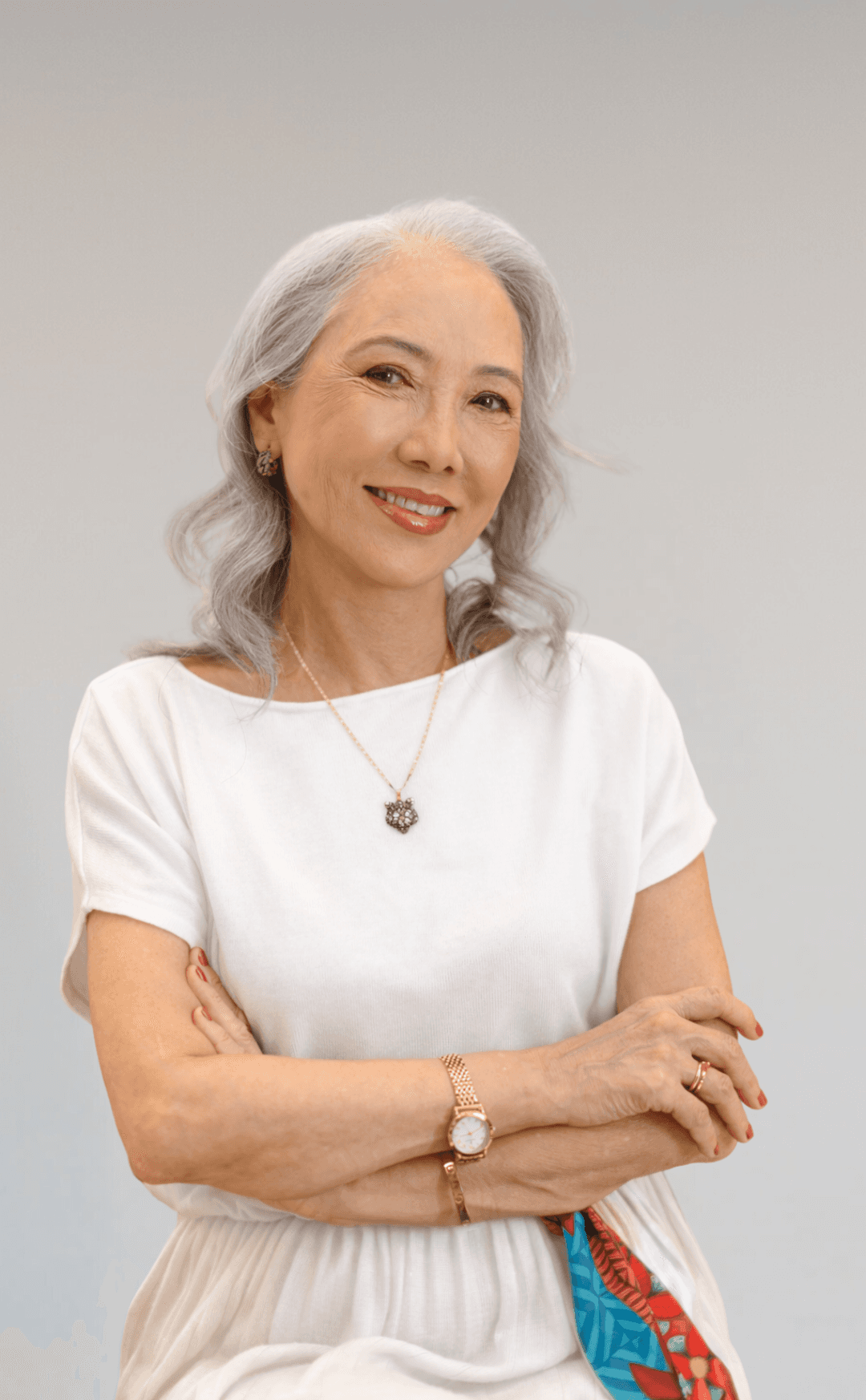 Retrato da Dra. Neide Dozono, especialista em Dermatologia Estética na GTC Clinic São Paulo